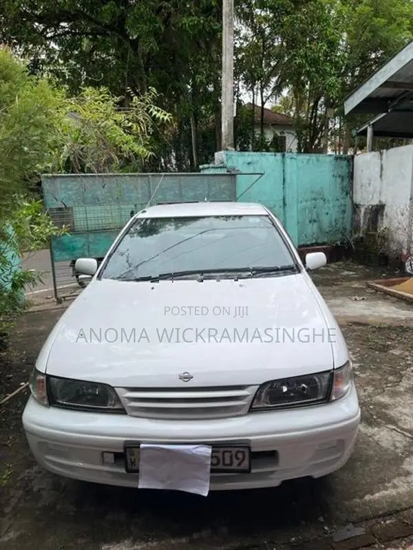 Nissan Pulsar GR - 3 1999