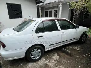 Nissan Pulsar GR - 3 1999
