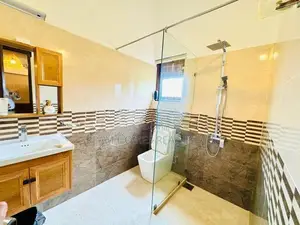 Modern 3-Storey House with Pool – Thalapathpitiya