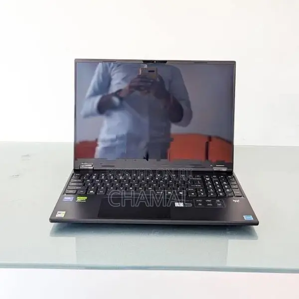 intel Core Ultra 9-275HX\16GB DDR5 Ram\1TB NVMe\ GeForce RTX 5060/8GB