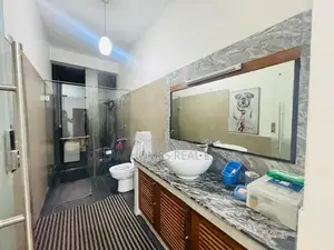 Modern Luxury Home with Large Land Thalawathugoda