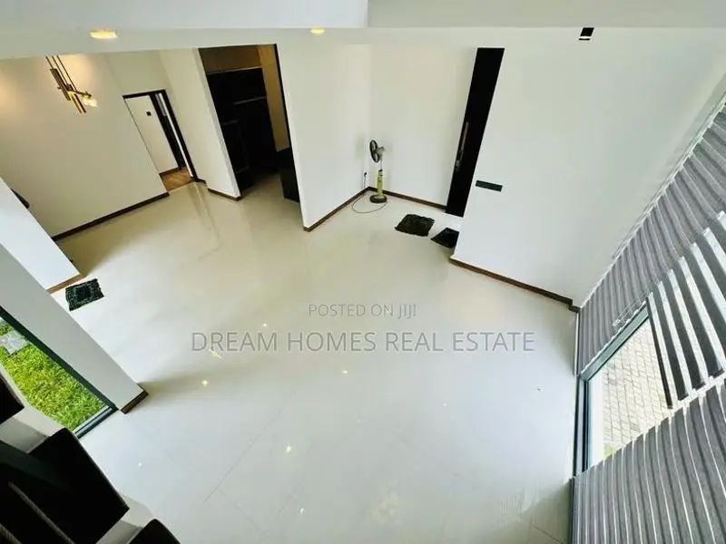 Modern House in Pannipitiya