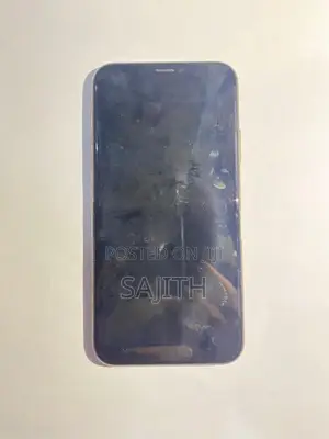 Apple iPhone XS (Used)