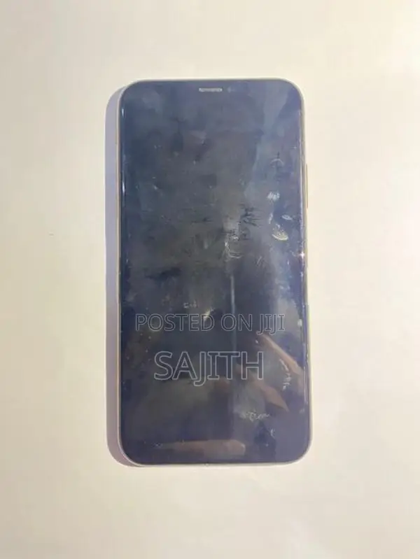 Apple iPhone XS (Used)