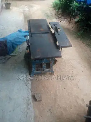 Wood Cuter Machine