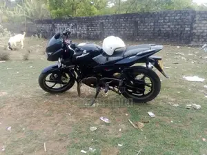 Bajaj Pulsar 180 2009