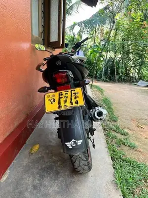 Yamaha Fazer V2 2016