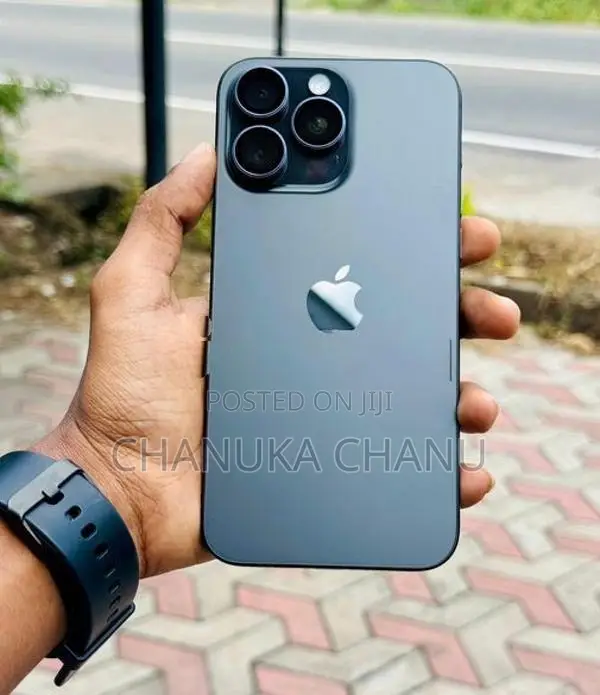 Apple iPhone 15 Pro Max (Used)