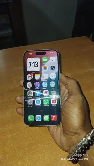 Apple iPhone 15 Green (Used)