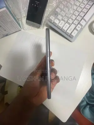 Samsung Galaxy S7 (Used)