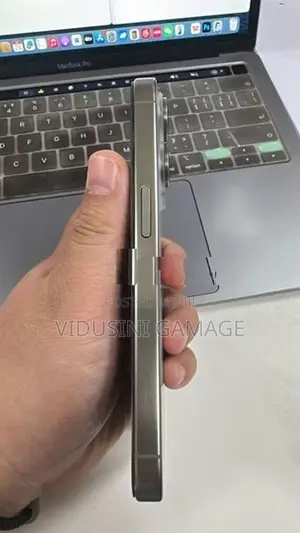 Apple iPhone 15 Pro (Used)
