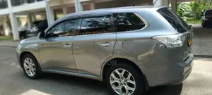 Mitsubishi Outlander 2014