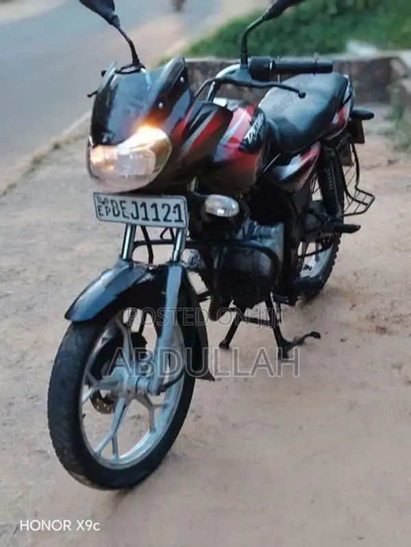 Bajaj Discover 125 2016