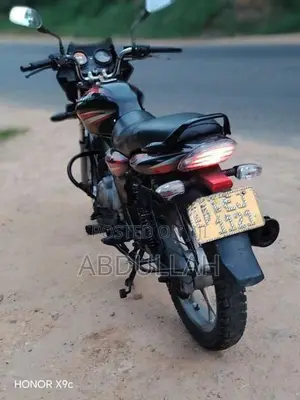 Bajaj Discover 125 2016