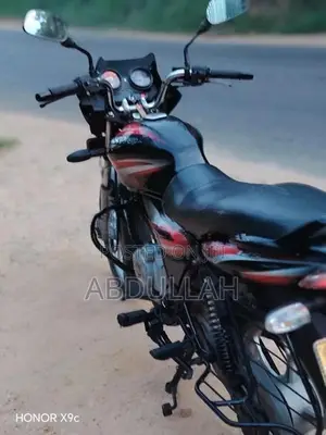 Bajaj Discover 125 2016