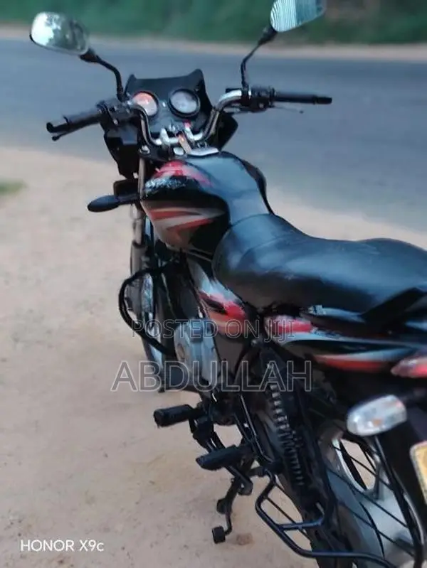 Bajaj Discover 125 2016
