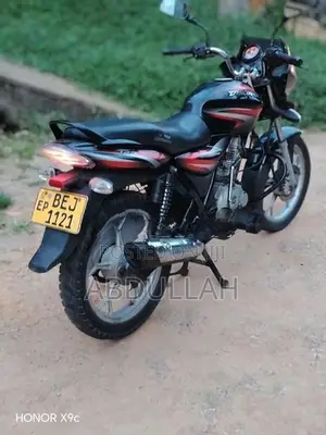 Bajaj Discover 125 2016