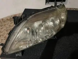 Toyota Corolla 141 2008 L Side Headlight