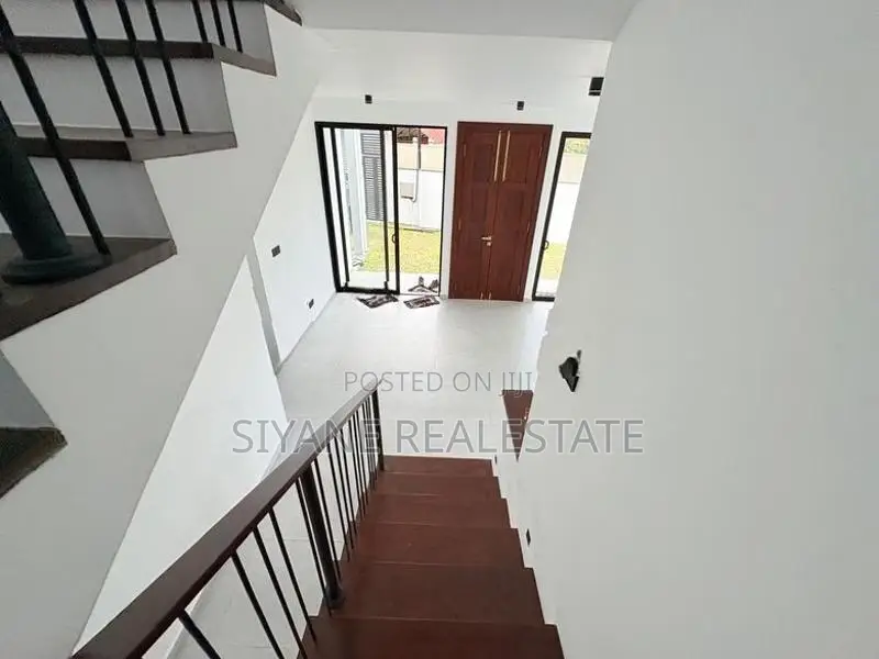 Modern Luxury House for Sale – Thalahena, Malabe