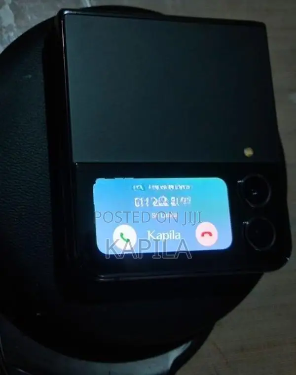 Samsung Z Flip 4 8/256GB (Used)
