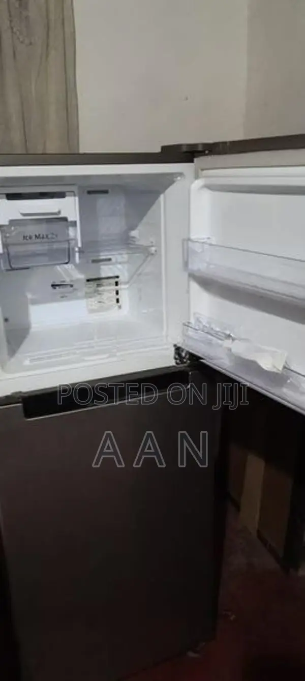 Samsung Inverter Refrigerator 216L