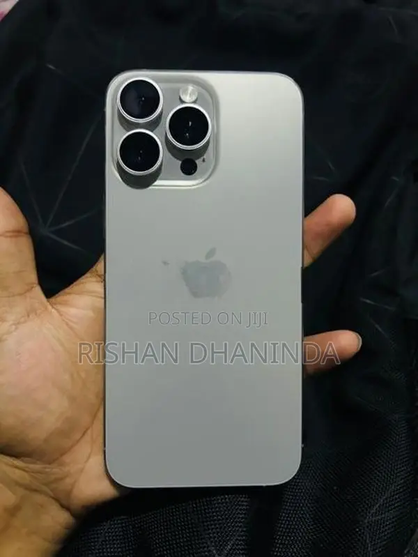 Apple iPhone 15 Pro Max (Used)