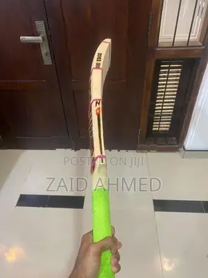 Cricket Bat