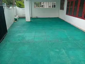 3 Story House for Sale - 50m to Negombo Road Mabola, Wattala