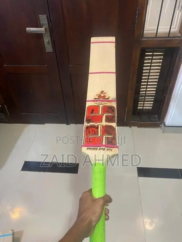 Cricket Bat