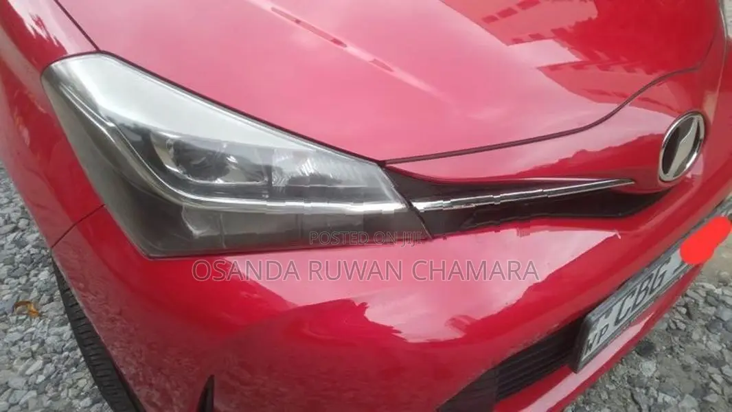 Toyota Vitz 2016