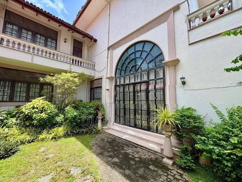 Luxury Two Storey House for Sale Bambalapitiya