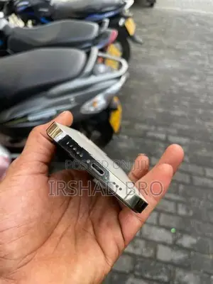 Apple iPhone 12 Pro (Used)