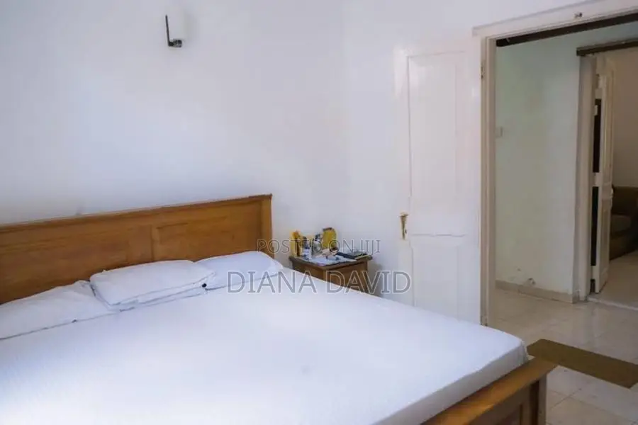 House with Land for Sale Colombo 8