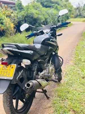 Bajaj Pulsar 150 2016