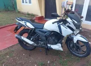 TVS Apache RTR 2016