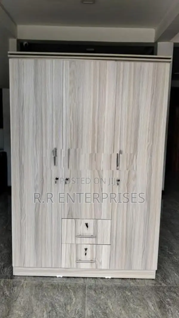 New 3 Door Cloth Hanging Melamine Wardrobes