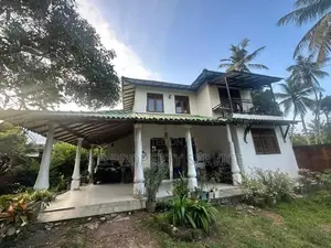 2 Storey House for Sale in Yakkala (ssph-361)