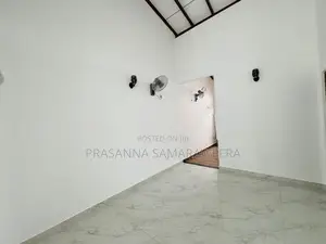 New Solid Modern Super 1 Storey House - Piliyandala
