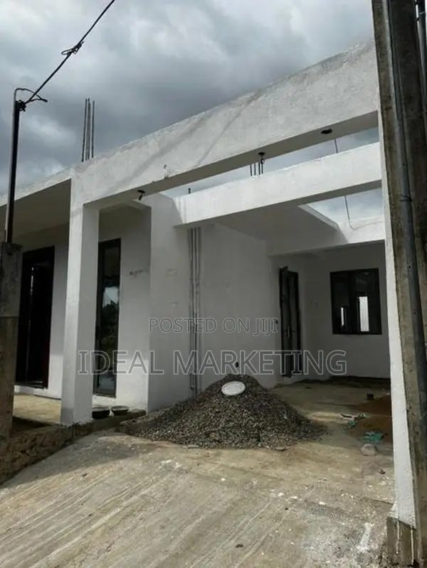1 Bedroom House for Sale - Kahathuduwa (EM508)