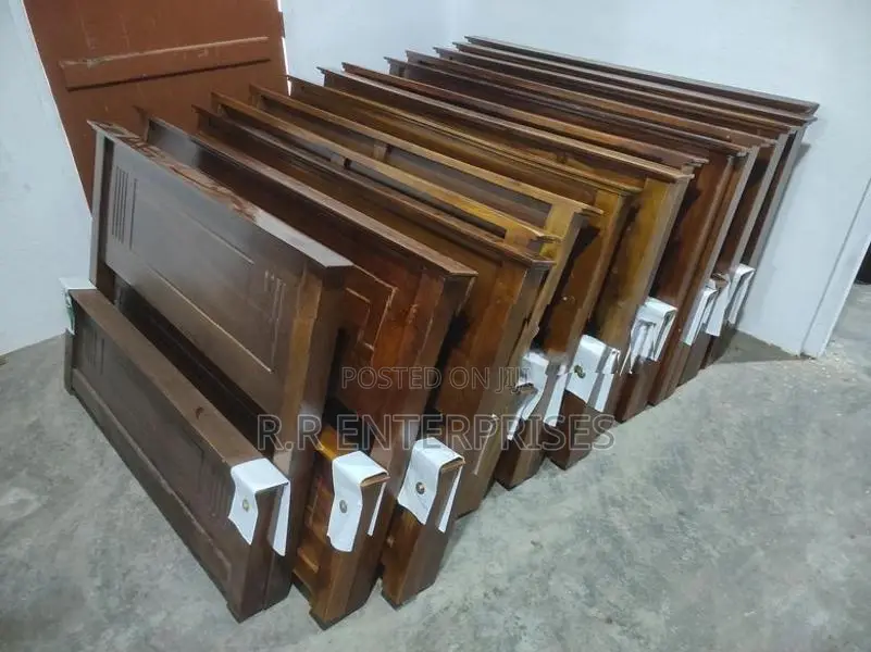 New 6*5 Ft Teak Triple Queen Box Bed