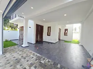 Newly Build Luxury Three Storey House for Sale in Kottawa