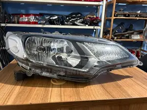 Honda Fit GP5 Right Side Head Light