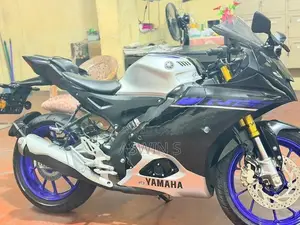 Yamaha R15 2025