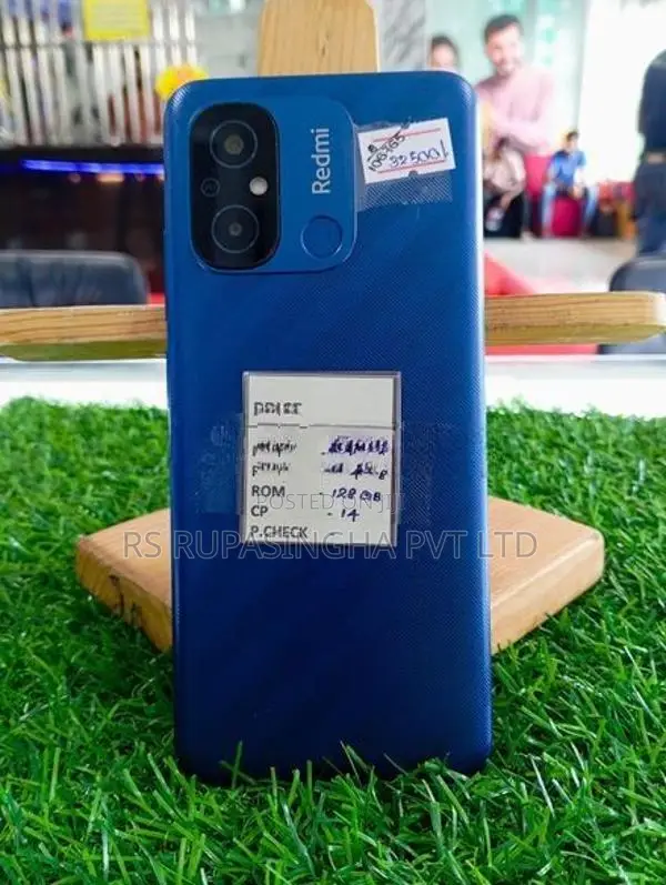 Xiaomi Redmi 12 4GB/128GB (Used)