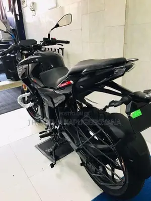 Bajaj Pulsar N160 Black 2026