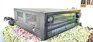 Pioneer VSX - D901s Amplifier