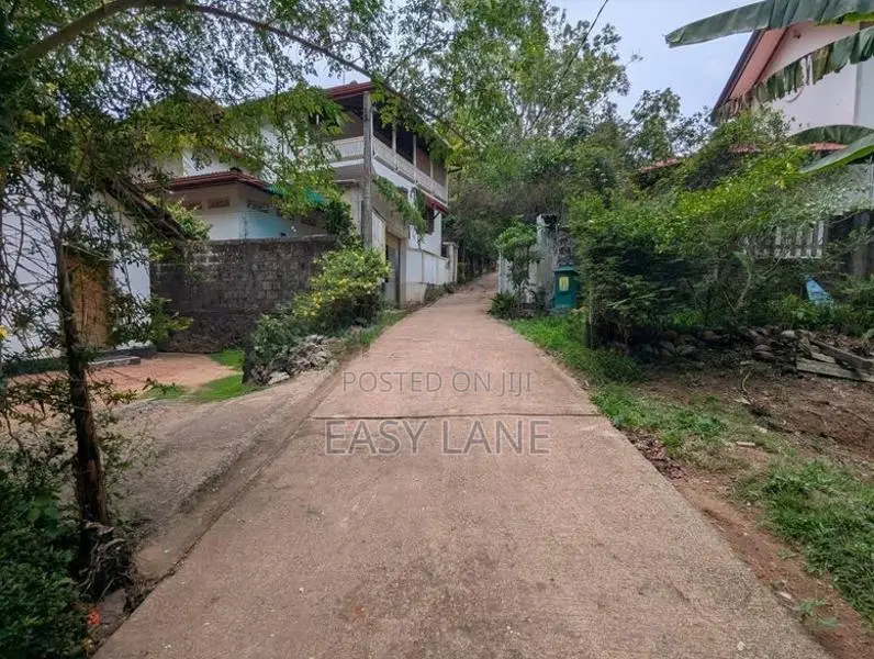Land for Sale in Kadawatha