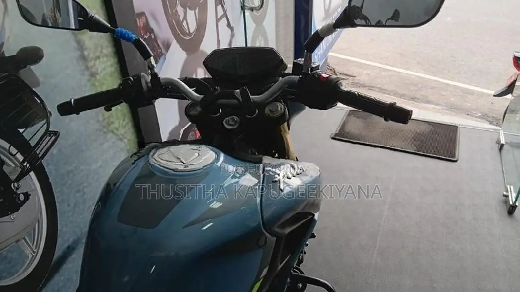 Bajaj Pulsar N160 Premium 2025