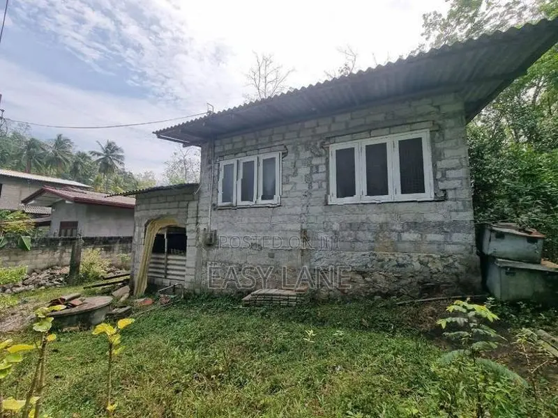 House for sale in kiriwaththuduwa