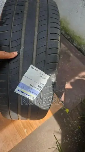 Used 4 Tyres 225 50 R18
